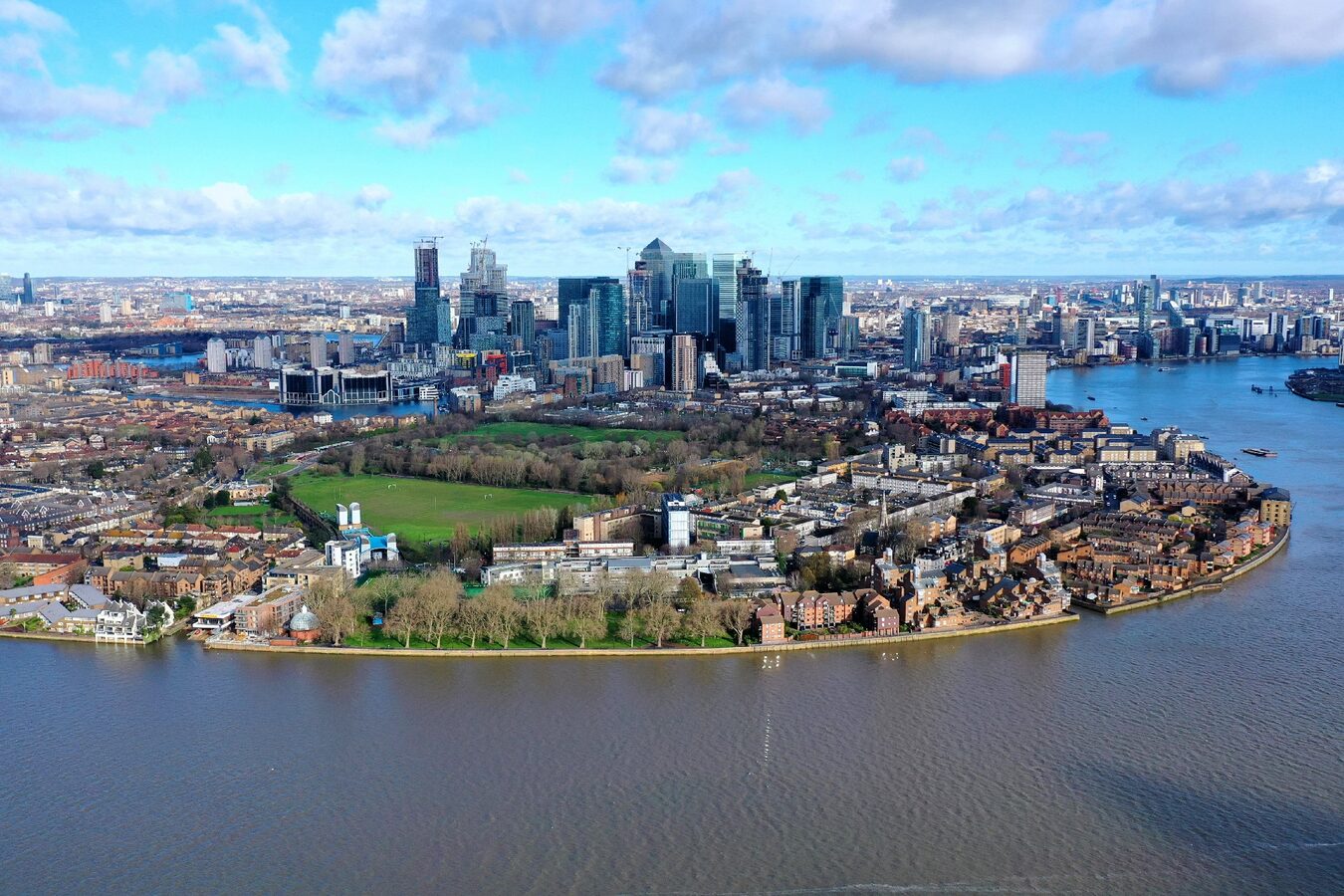 Isle of Dogs : Quartier Émergent au Cœur de Londres • Come to London